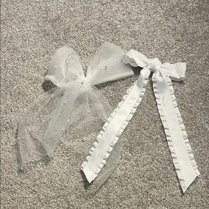 Elegant White Hair Bows
